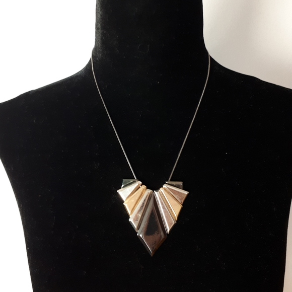 Vintage Tri colour necklace - Picture 2 of 3